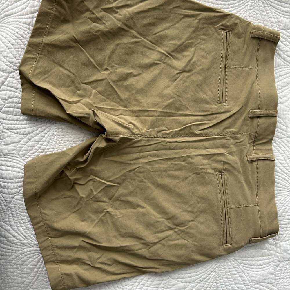 Men's Khaki Shorts